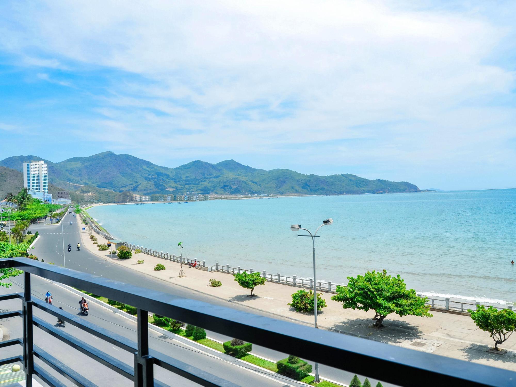 Thien Thanh Hotel - E Dragon Nha Trang Kültér fotó